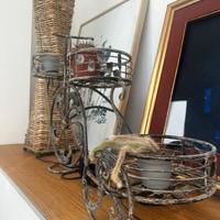 Porta oggetti in ferro battuto