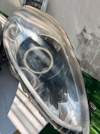 Fari auto