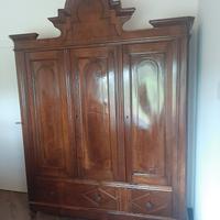 Antico armadio sec. XIX