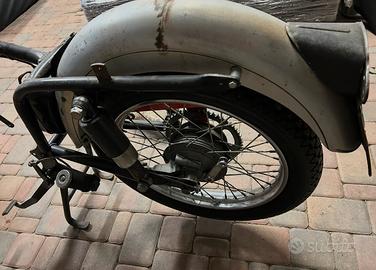 Ruote dietro e davanti Gilera 124 L