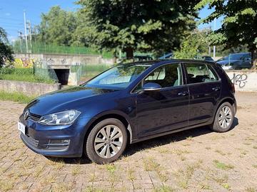 Volkswagen Golf 1.6 tdi Comfortline 5p