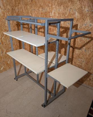 SCAFFALE AUTOPORTANTE