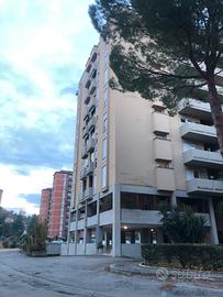 Garage in zona via Rossini / Sapora