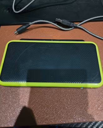 Nintendo 2DS XL 