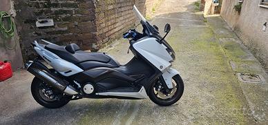 yamaha t max 530