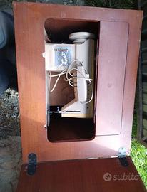 Macchina da cucire singer