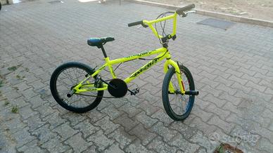 bmx giallo fluo