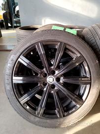 4 cerchi in lega cn gomme quasi nuove Jaguar epace