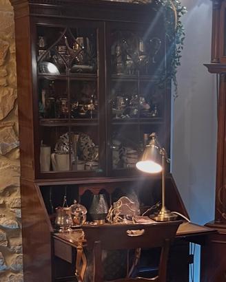 Bookcase inglese