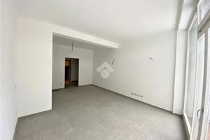 MONOLOCALE A ABETONE CUTIGLIANO