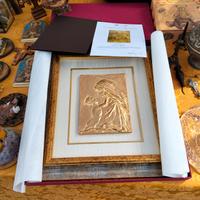 bassorilievo maternità di giorgio verginelli