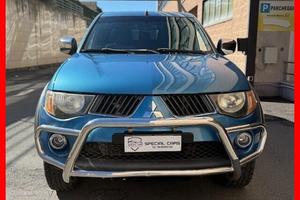Mitsubishi L200 2.5 DI-D Doppia Cabina Automatica/