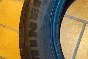 Due gomme minerva