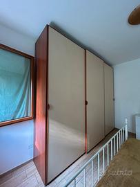 Armadio in legno su misura