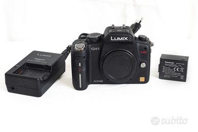 Panasonic Lumix DMC-GH1 solo corpo