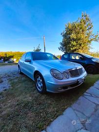 Mercedes E240 V6 W211 GPL – Tetto apribile