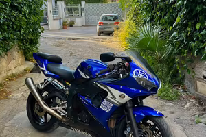 Yamaha r6