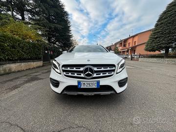 Mercedes GLA 4 MATIC 200 TD