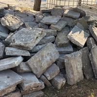 Lastre di recupero in pietra