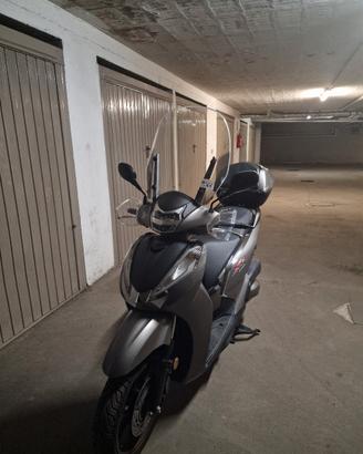 Sh 300