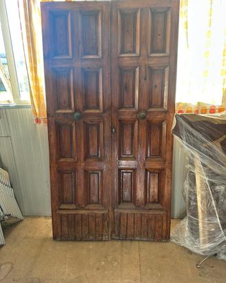 Portoncino in legno