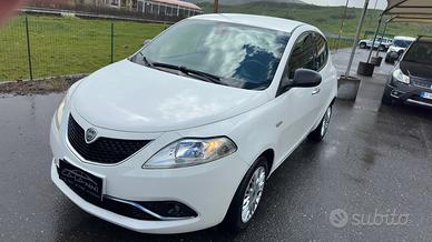 Lancia Ypsilon 1.3 MJT 16V 95 CV 5 porte S&S Silve