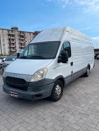 Iveco Daily 2.3 HPT PL-TA Furgone