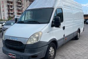 Iveco Daily 2.3 HPT PL-TA Furgone