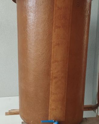 Contenitore in Vetroresina con rubinetto da 150 Lt