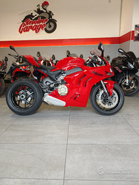 Ducati panigale v4 2023 nuova