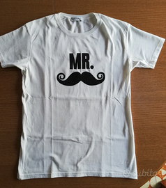 Maglietta bianca a maniche corte