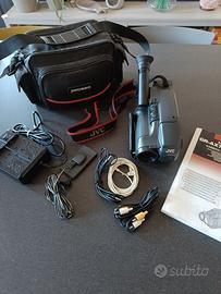 Videocamera JVC GR-AX40 con custodia
