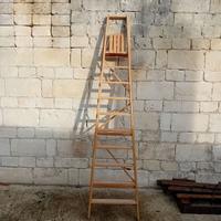 Scala di legno a 9 scalini