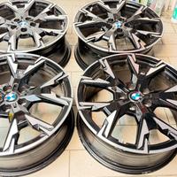 4 CERCHI ORIGINALI BMW 19 pollici ottime condizion