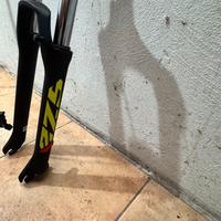 Forcella Suntour XCM RL 27,5" 100mm