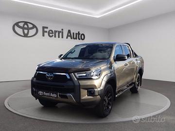 TOYOTA Hilux 2.8 d double cab invincible 4wd auto