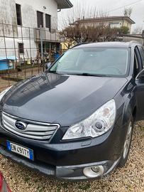 Subaru Outback 2.5 gpl bifuel awd