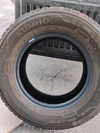 Set Gomme Caravan 215/70 R15C 109/107R