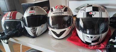 caschi moto varie marche e taglie