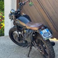 Moto scrambler 250