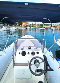 Barca RIB Gommone + Suzuki 40CV 4T perfetta