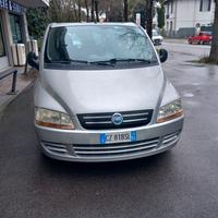 Fiat multipla Metano anno 2005 buono stato 