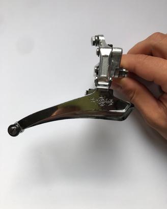 Deragliatore anteriore Campagnolo