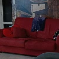 divano letto bordeaux.