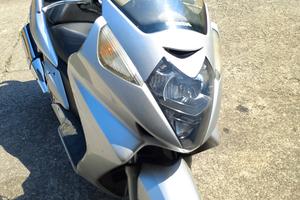 Honda 600 silver wuind 