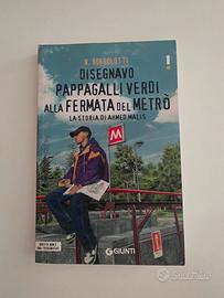 Disegnavo pappagalli verdi alla fermata del 