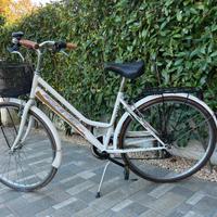 bici donna ruote 28