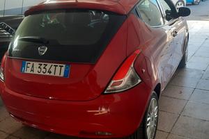 Lancia Ypsilon cc12 benzina anno 2015