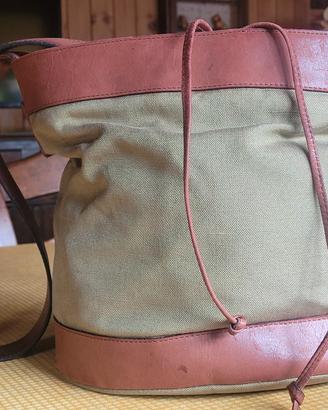 Borsa a secchiello