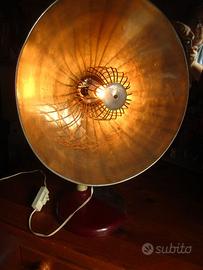 Antico termoforo stufetta parabola trasformato in